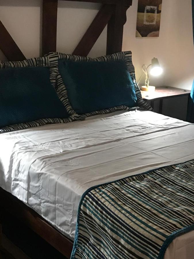 Cotton House De Labrador Bed & Breakfast ภายนอก รูปภาพ