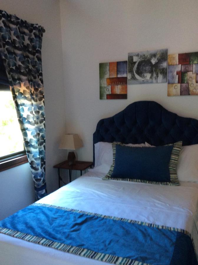 Cotton House De Labrador Bed & Breakfast ภายนอก รูปภาพ