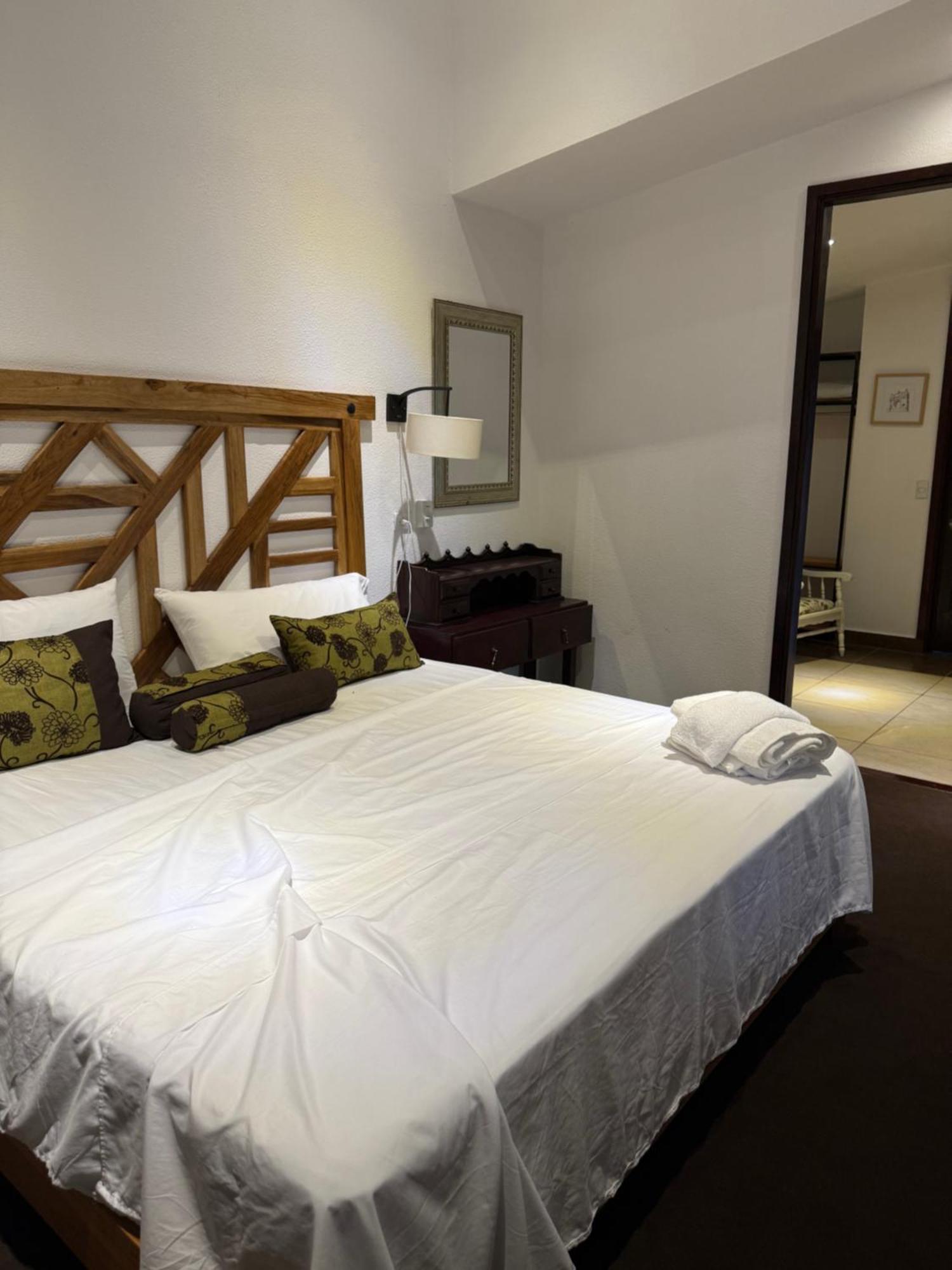 Cotton House De Labrador Bed & Breakfast ภายนอก รูปภาพ